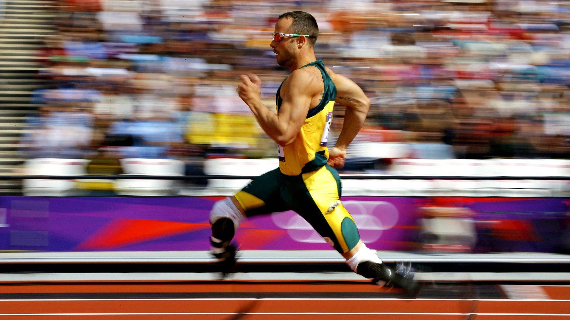 亚博足球官网-F1赛车赛场焦点！澳大利亚队对阵比利时队，爆冷逆转，黑马强势击败劲敌